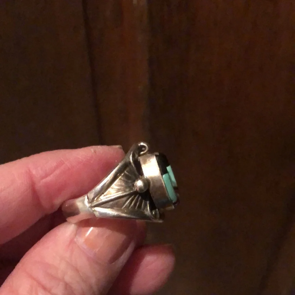 Ring - Picture 4 of 5